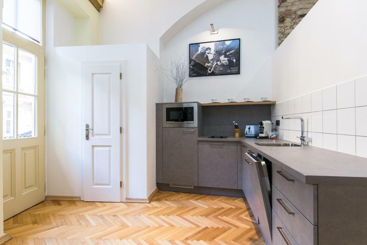 Apartment Nebovidy I - Historic Centre - Terrace - Air Conditioning Prag Exteriör bild