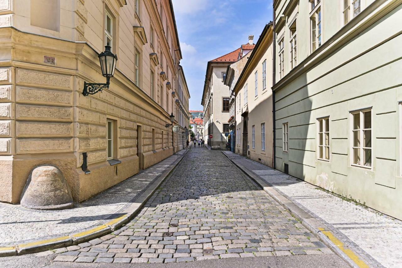 Apartment Nebovidy I - Historic Centre - Terrace - Air Conditioning Prag Exteriör bild